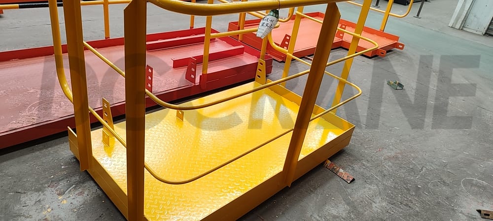 jukwaa la dereva wa crane