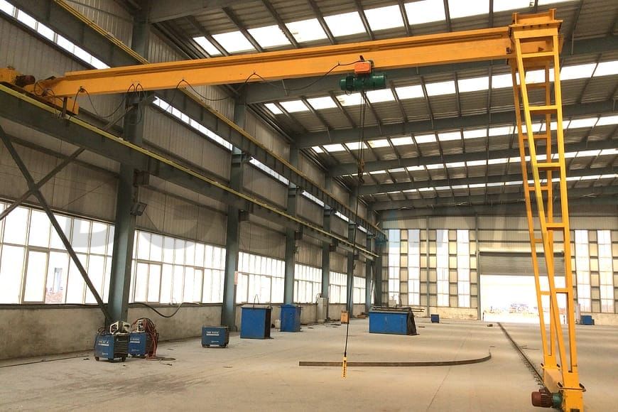 Derek gantry semi