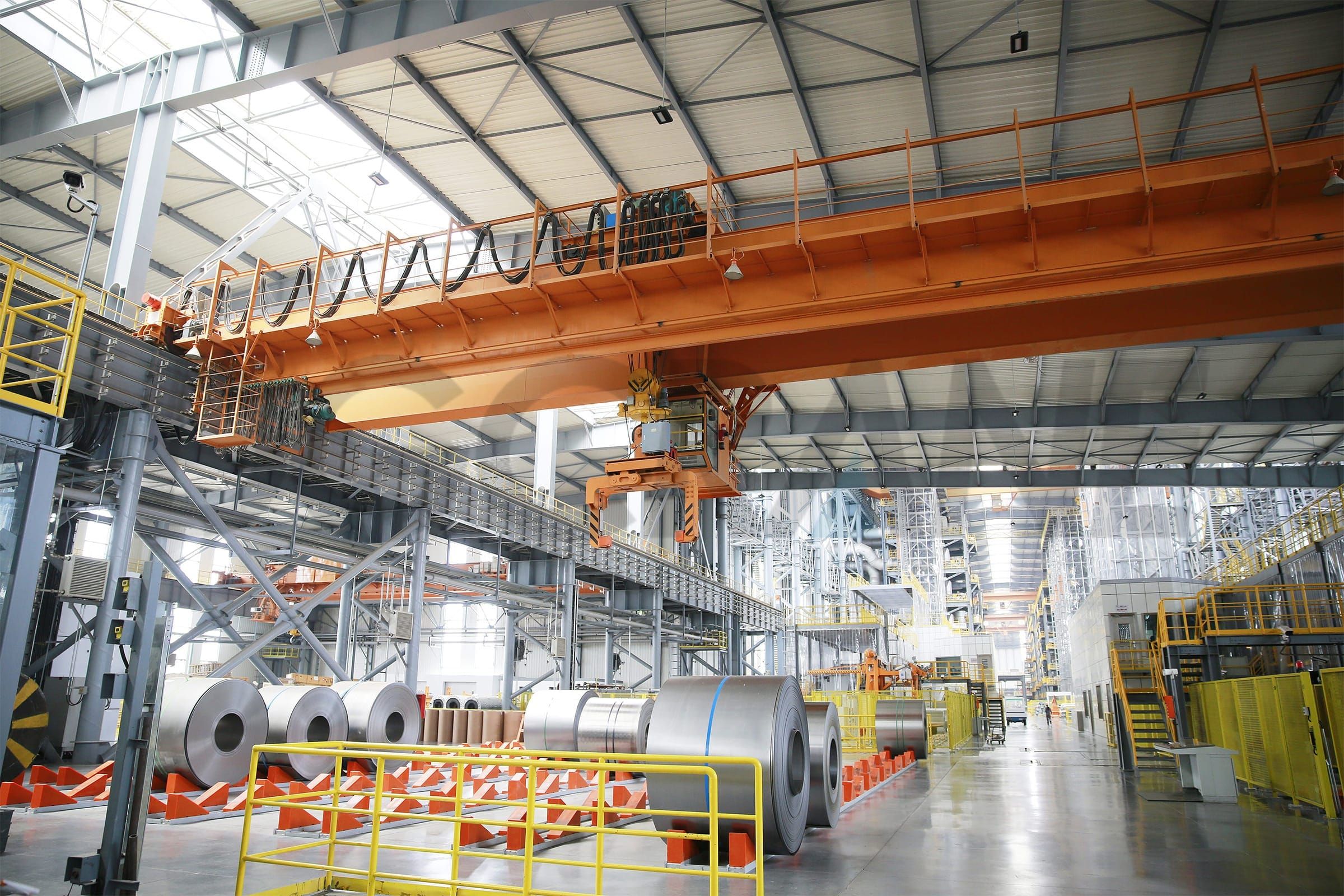 Automatisierter Coil-Handling-Brückenkran 2