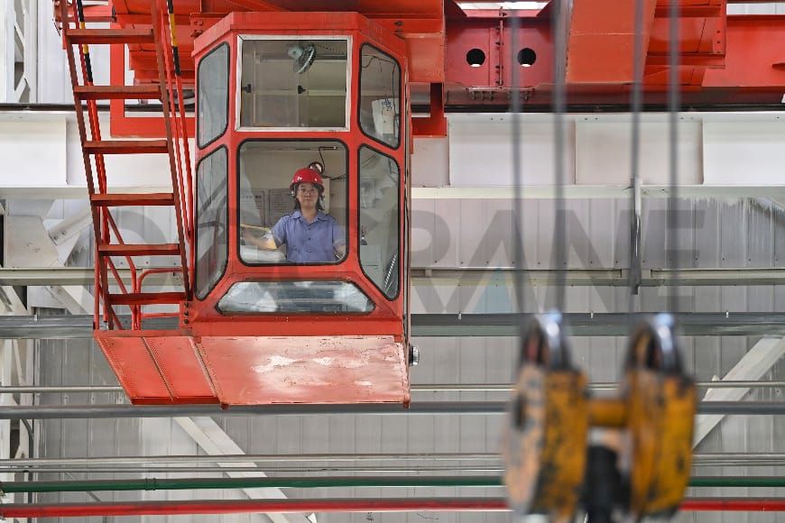 Overhead Crane Operator Responsibilities During Lifting 1