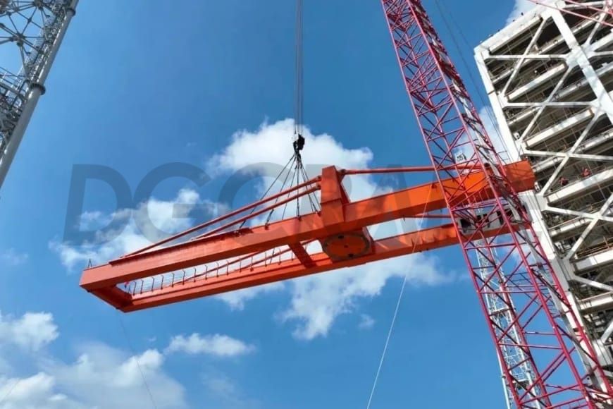Rocket Launch Dedicated Crane2