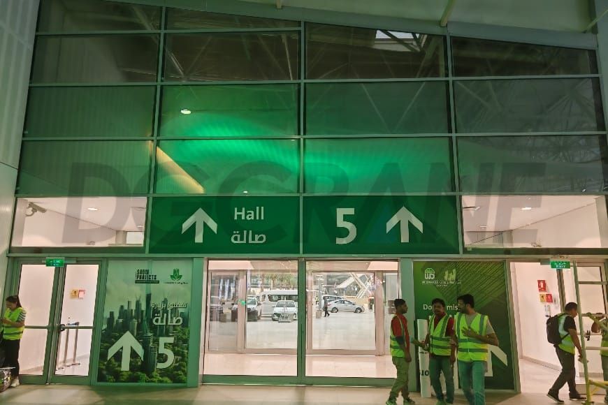 DGCRANE di Pameran Teknik dan Pertambangan Saudi 2025 2