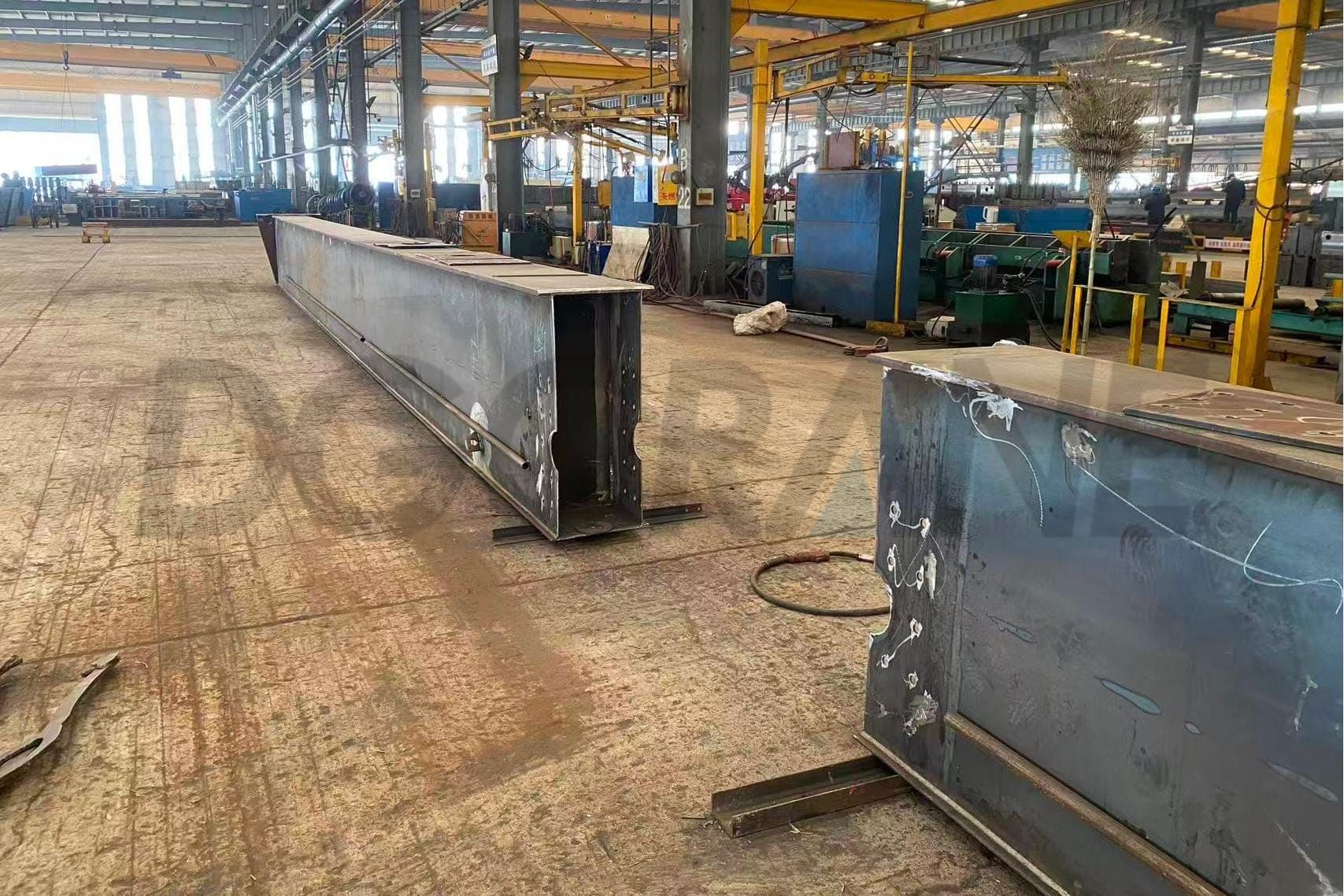 Gru a ponte monotrave da 5 t in produzione 3