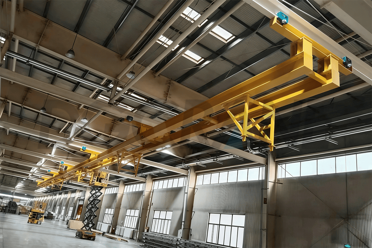 Flerpunktsophængskran til gummiproduktionsanlæg