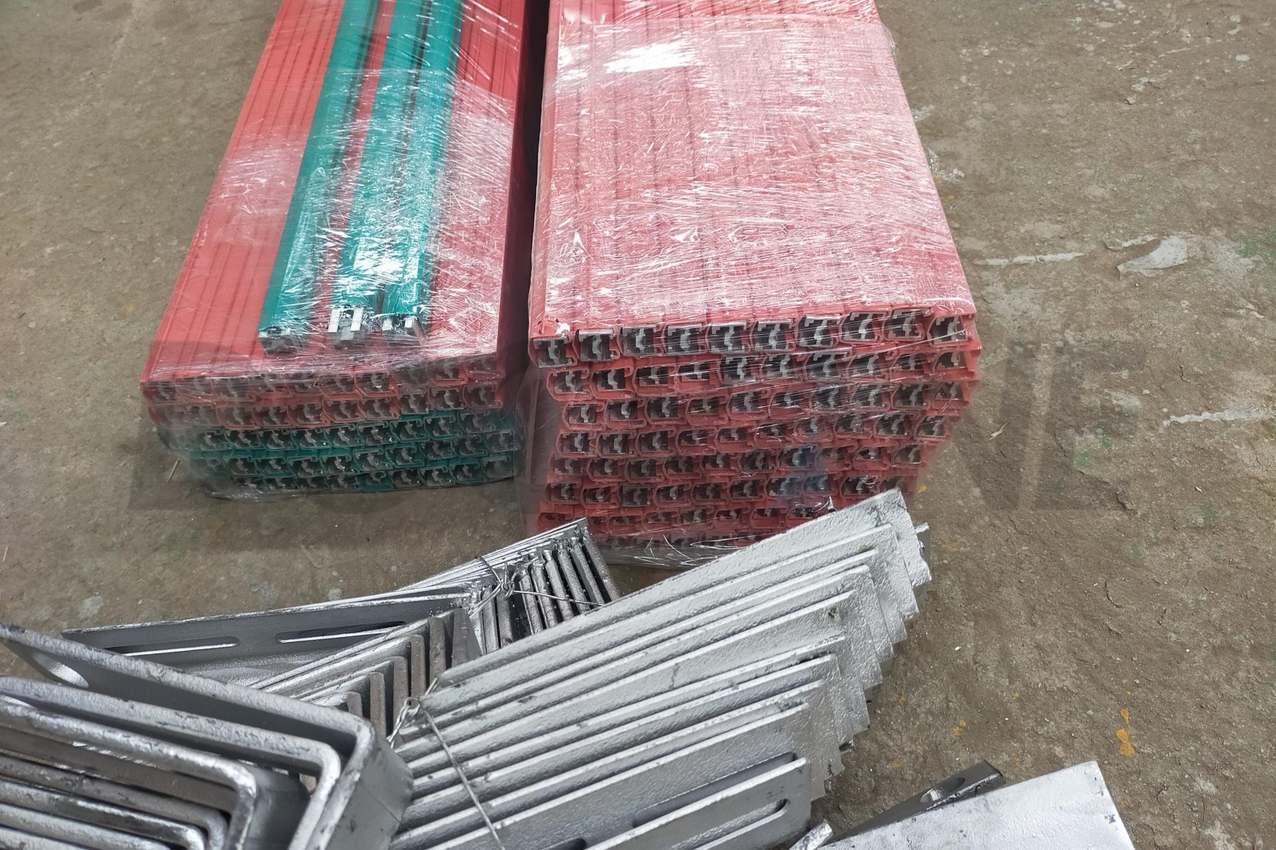 150A Conduit Bus Bar System scaled