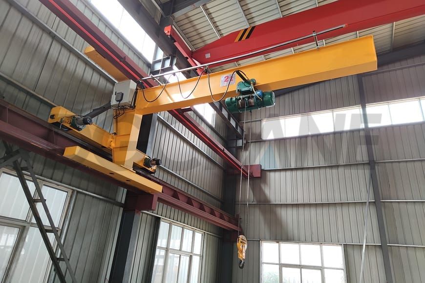 Gru a bandiera mobile a parete industriale 1 1