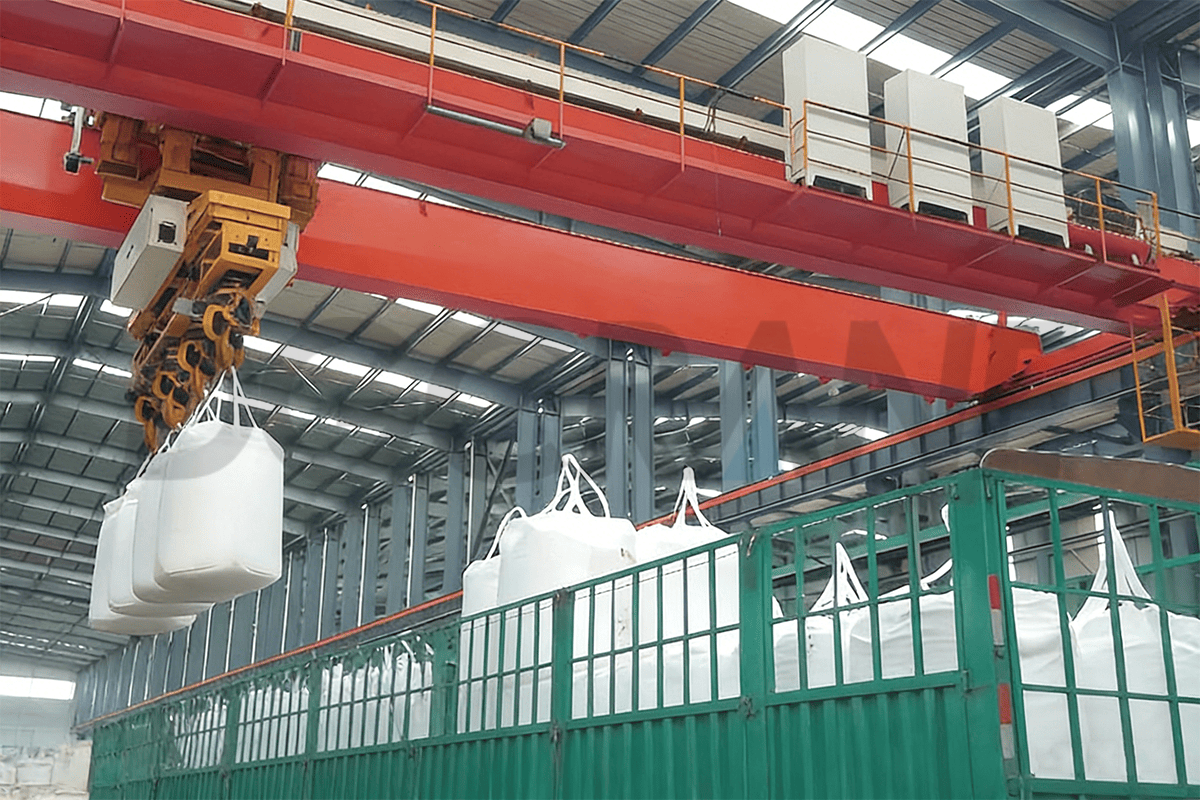 Intelligente bovenloopkraan voor het laden van big bags