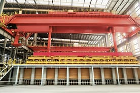 رافعة متعددة الوظائف لمعالجة أقطاب الجرافيت 01 (علامة مائية)