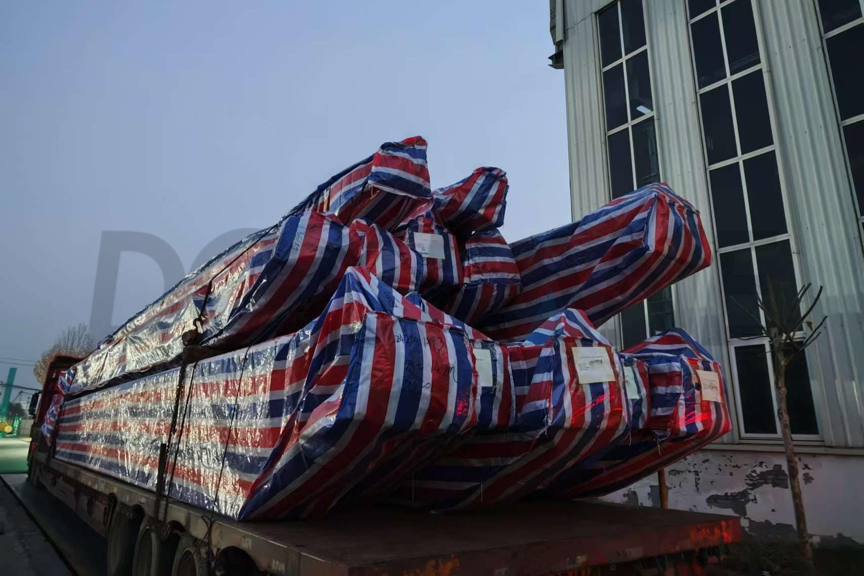 delivery to port for loading into 53feet container