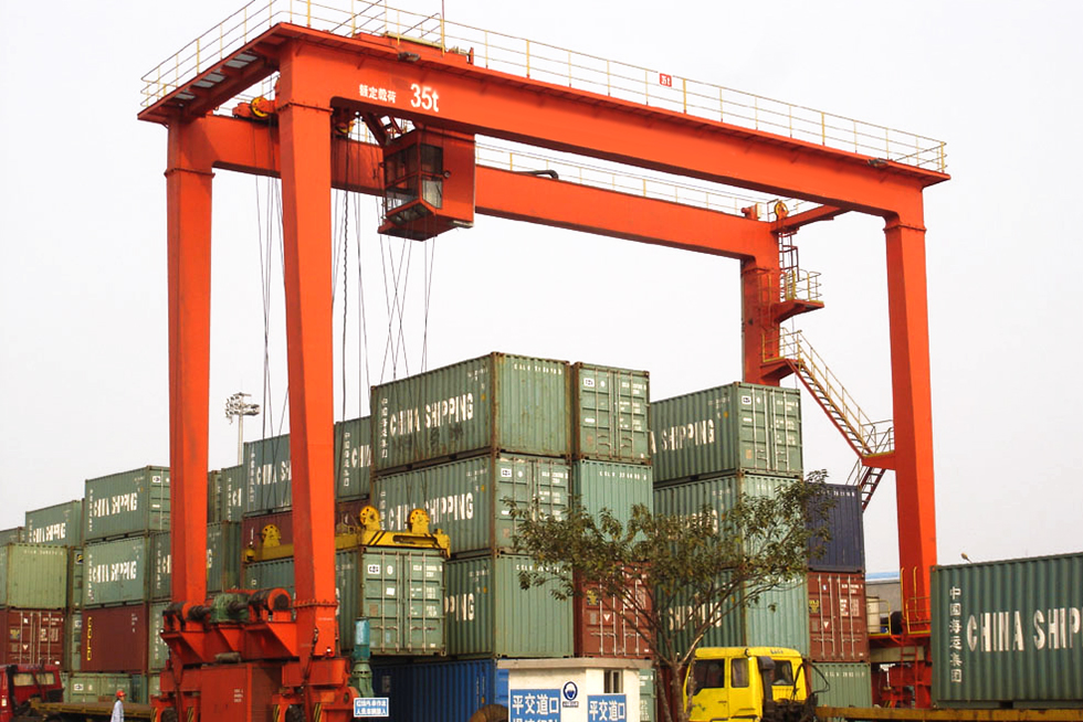 Container Gantry Cranes (RMG) Manufacturer in China | DGCRANE