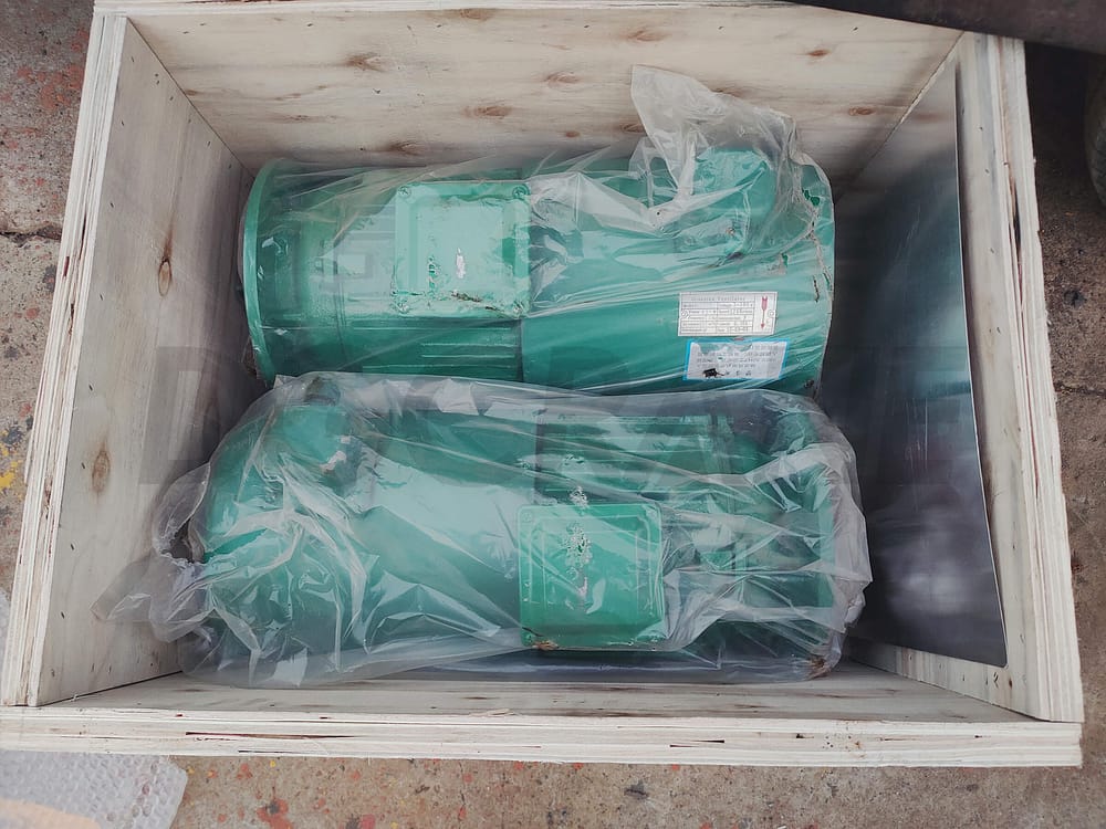 Electric motor for Trolley traveling
