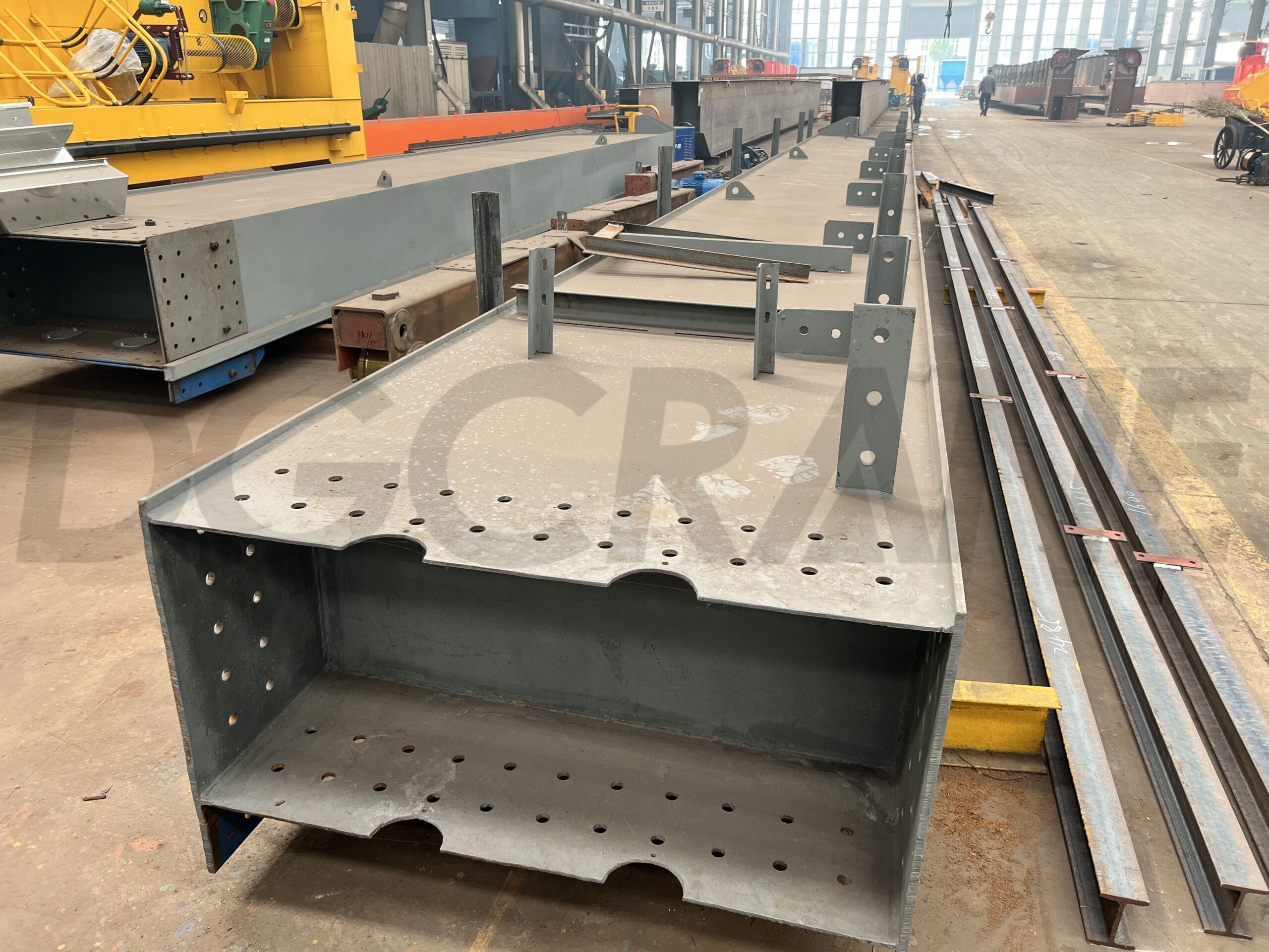 Main girder