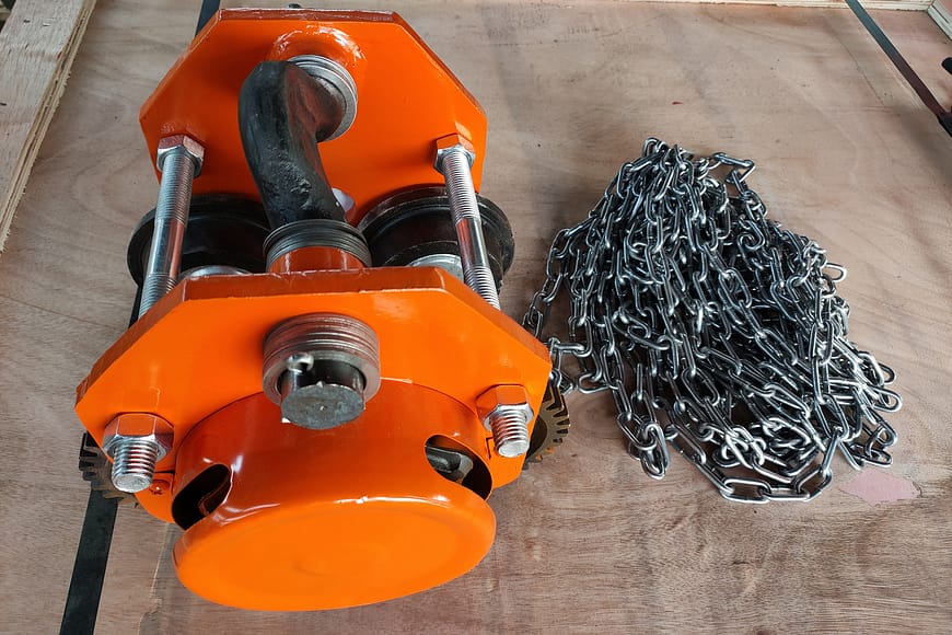 Mnual type chain hoist 1