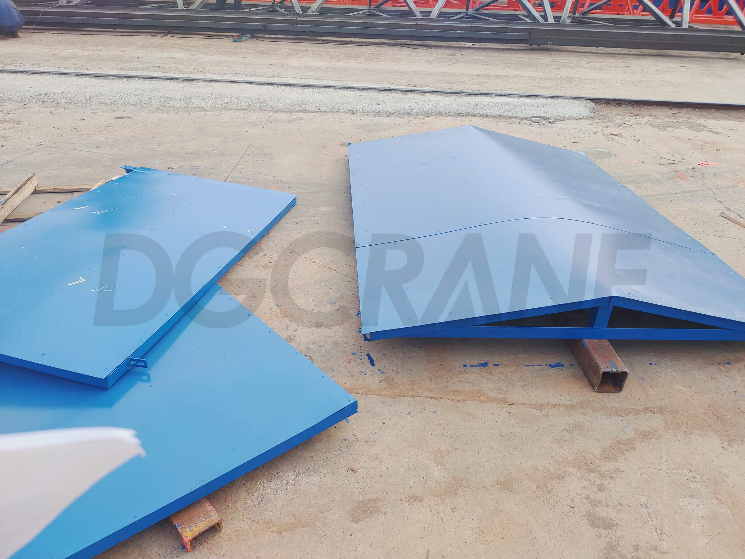 Rain cover for trolley